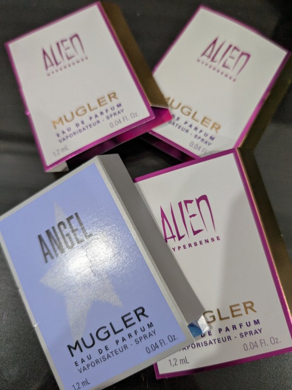 Mugler alien and angel sample discovery set